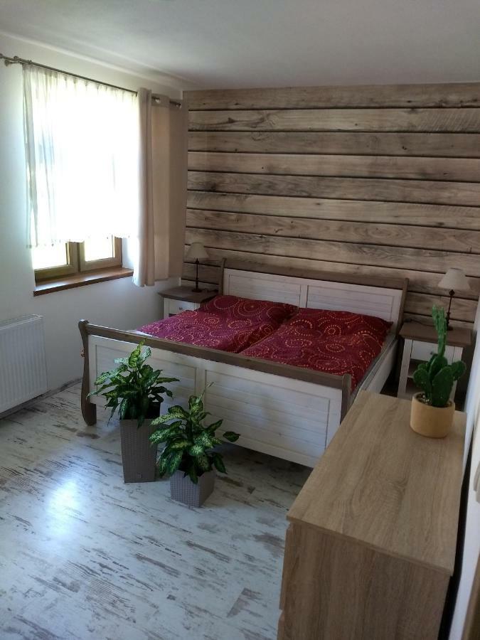 Chalupa Masa Liptovský Trnovec Buitenkant foto