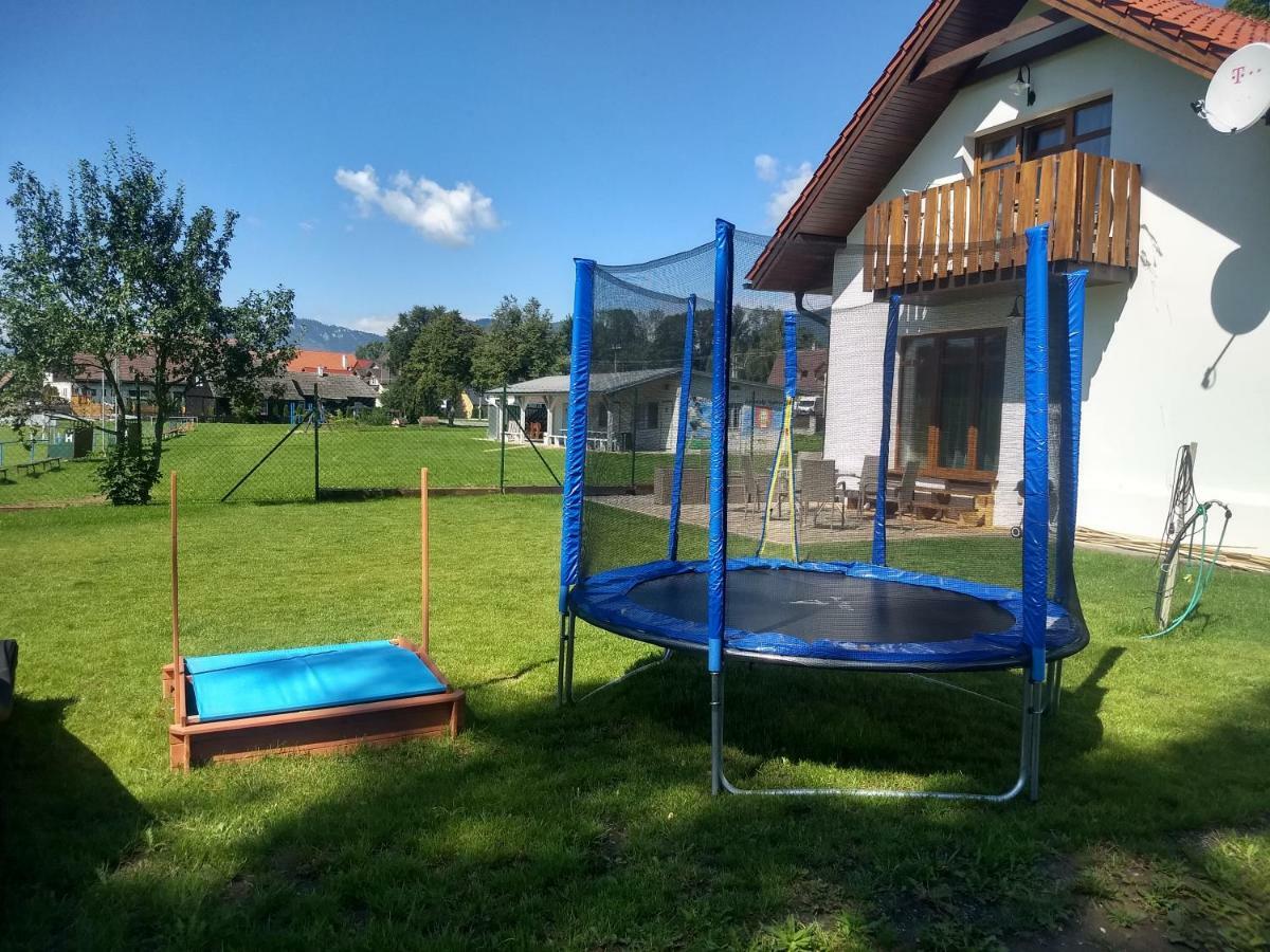 Chalupa Masa Liptovský Trnovec Buitenkant foto